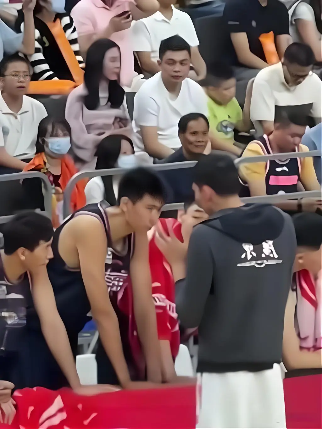 广东或要一, 教练杜锋发